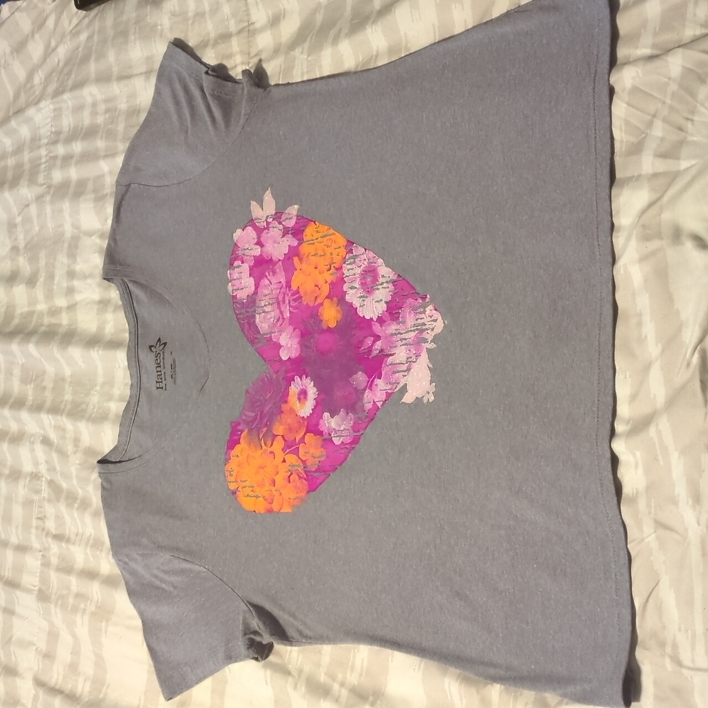 Women's t-shirt
